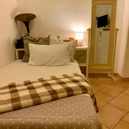 לינה וארוחת בוקר Ginko